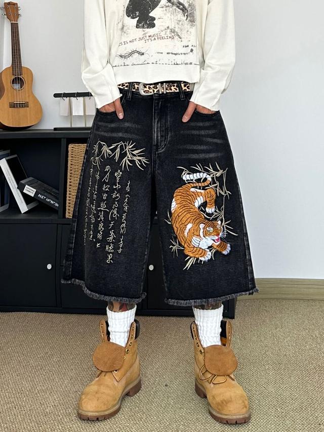 vintage distressed washed denim shorts with tiger embroidery