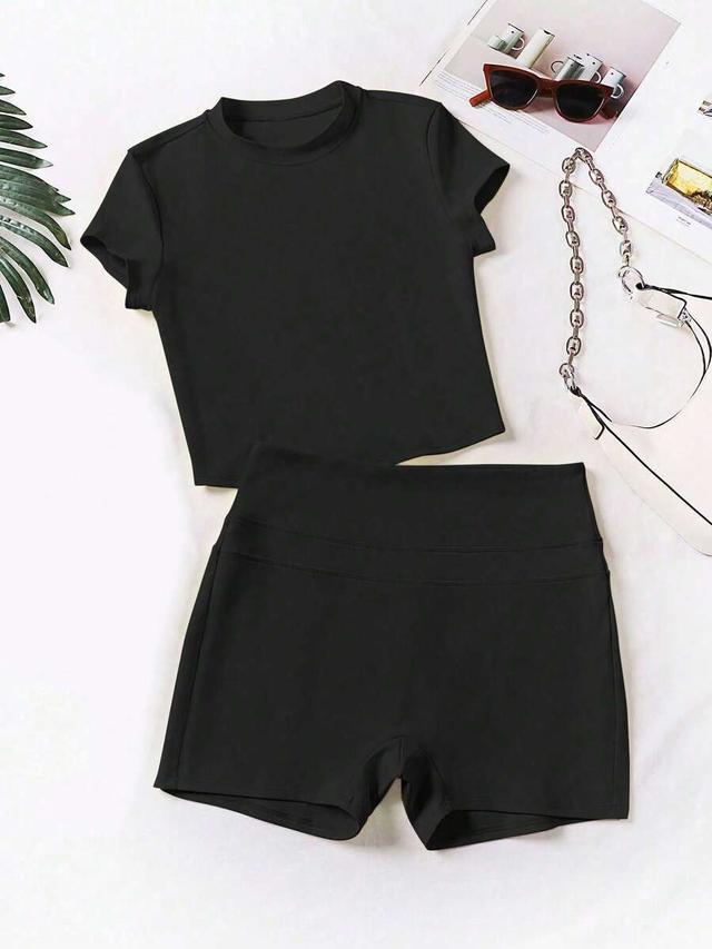 black round neck short sleeve casual shorts set