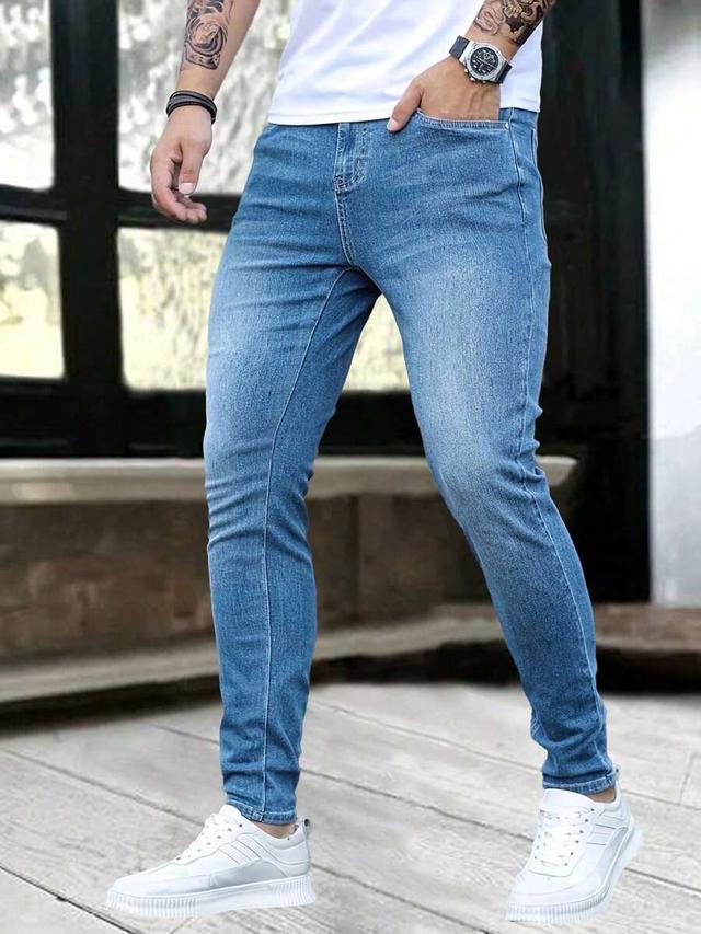 men's fitted stretchy blue denim jeans