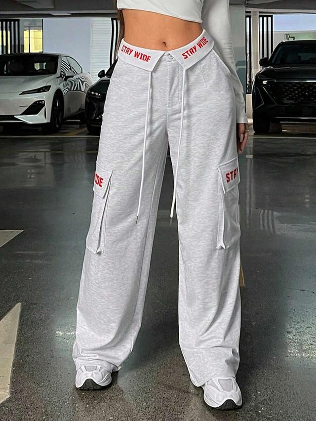 muchica letter graphic flap pocket side drawstring waist sweatpants