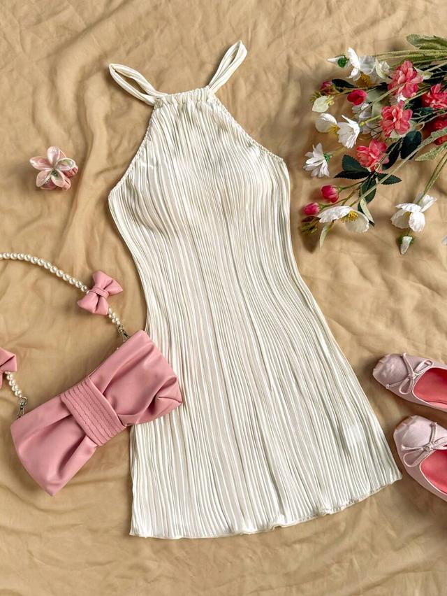 soleia neck tied fitted solid color pleated mini dress