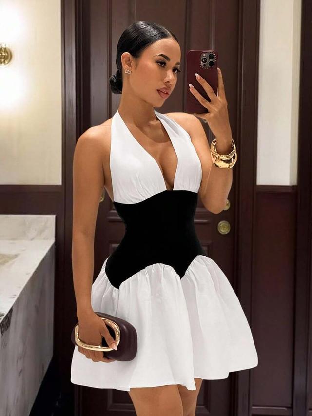 black and white color-blocked halter neck short dress