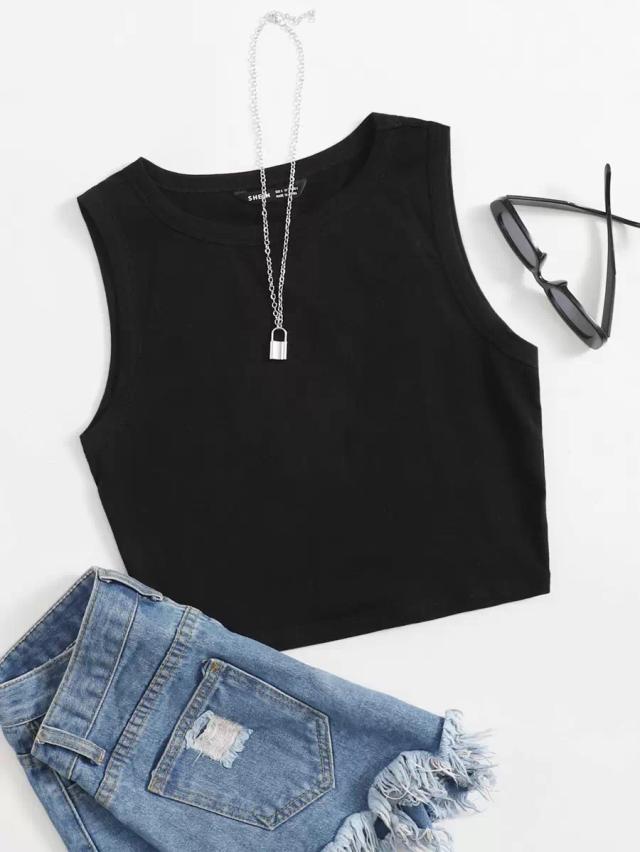 black solid casual crop tank top