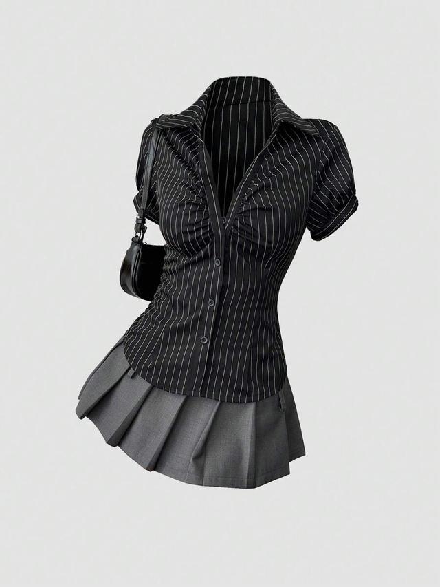 retro striped black and white short sleeve blouse