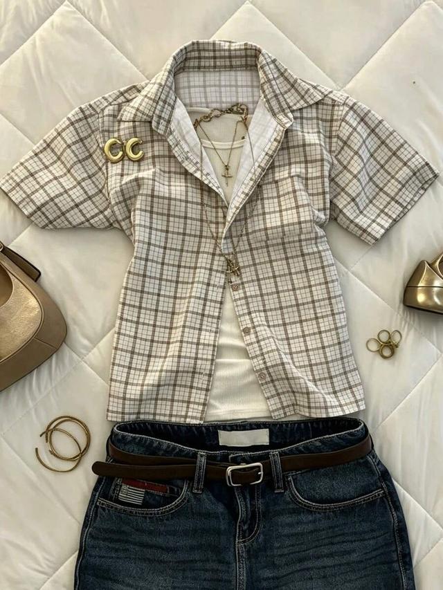 casual plaid short sleeve button down shirt