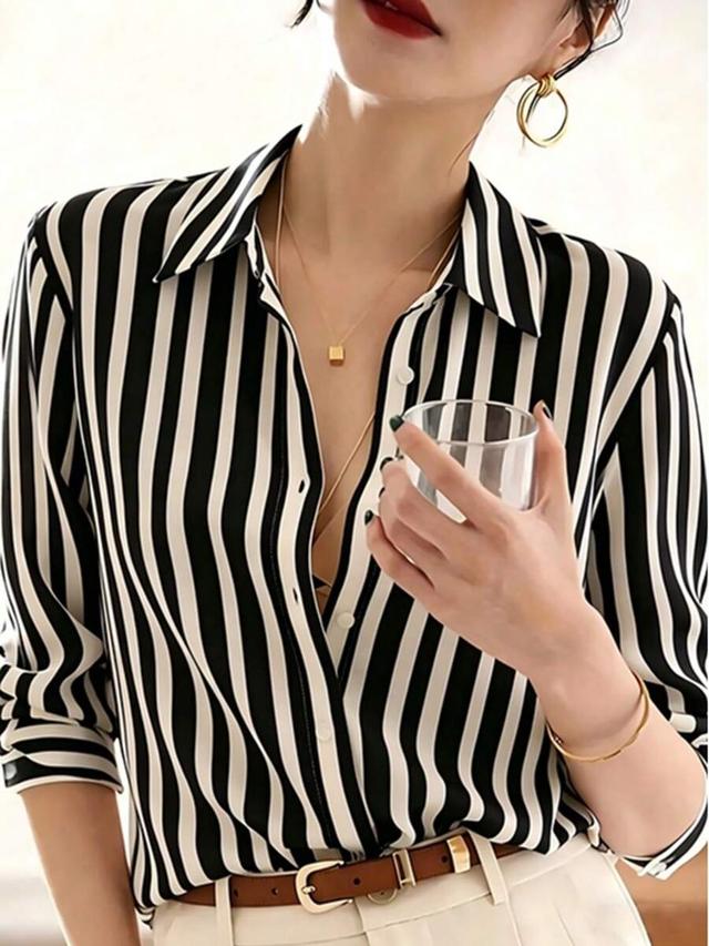loose long sleeve black and white striped blouse