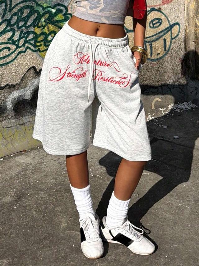 light grey letter print loose bermuda shorts