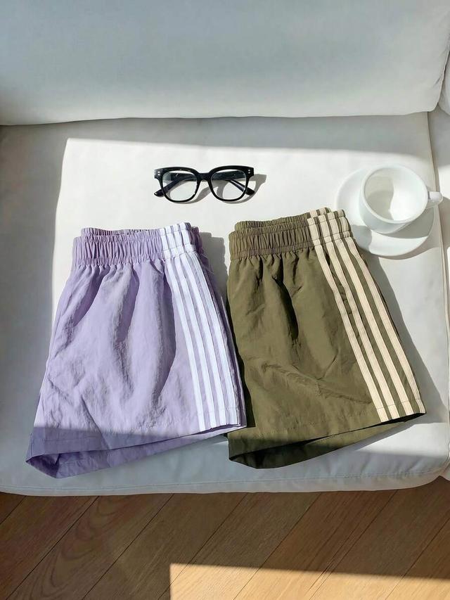 olive green elastic waist side striped casual sports shorts