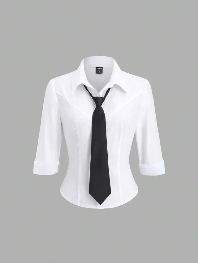 white fitted business shirt with tie and 3/4 sleeves
