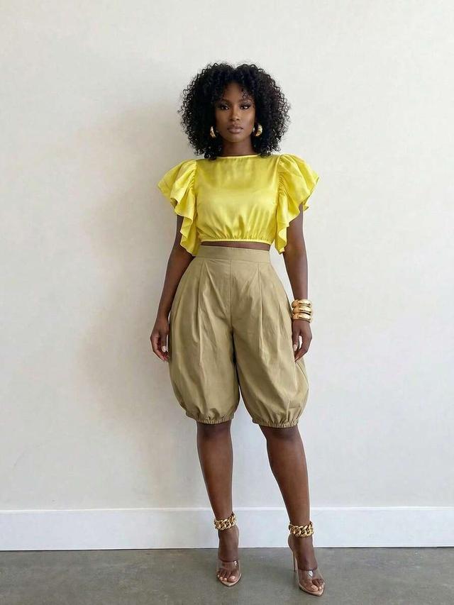 khaki elastic waist wide leg capri shorts