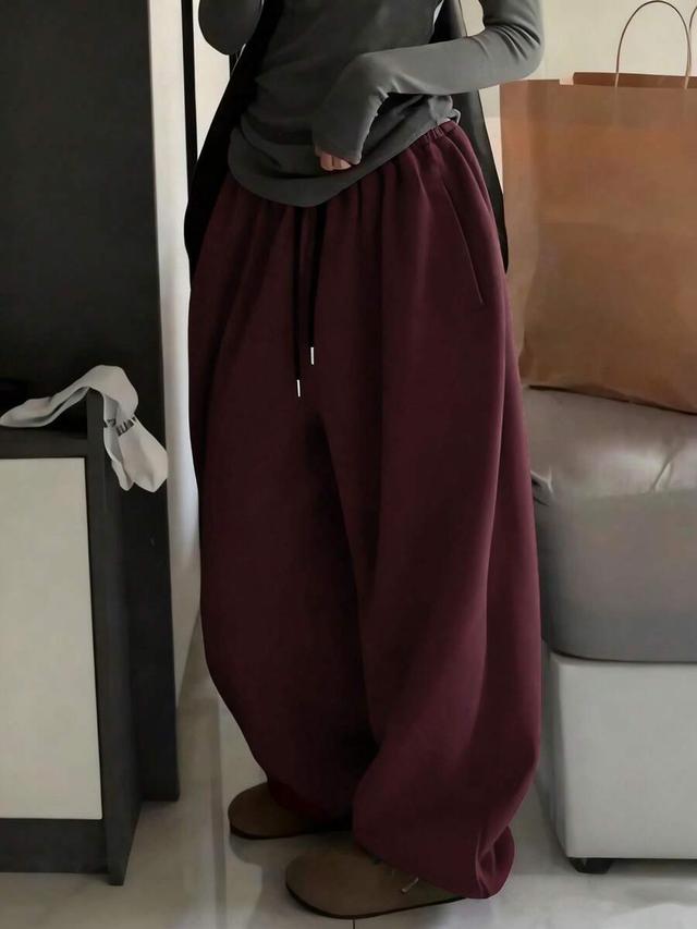 burgundy drawstring elastic waist loose cuffed sweatpants