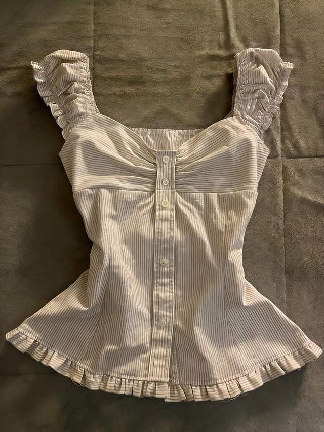 ruffle trim striped single-breasted peplum top