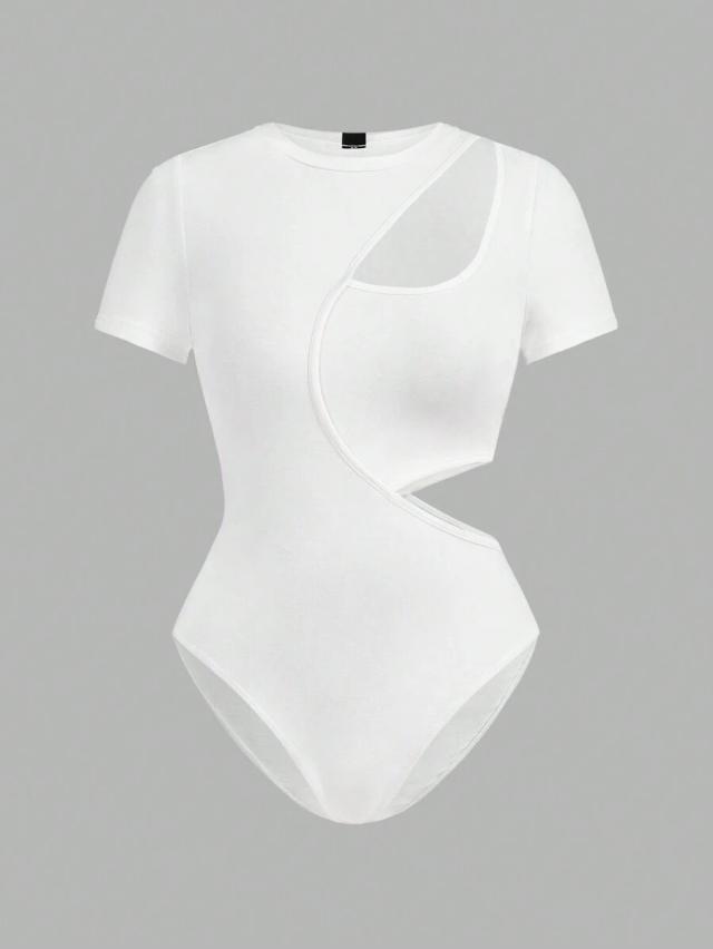 white cutout waist casual short sleeve bodysuit