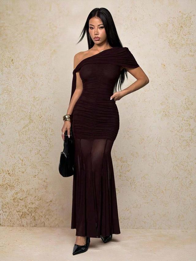 burgundy slant shoulder ruched bodycon mesh maxi dress