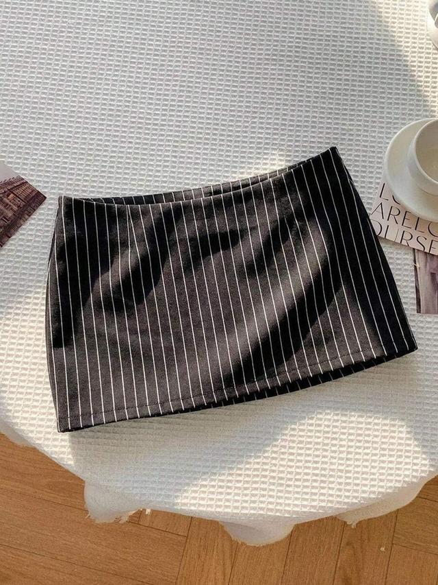 casual ultra-low waist striped mini skirt