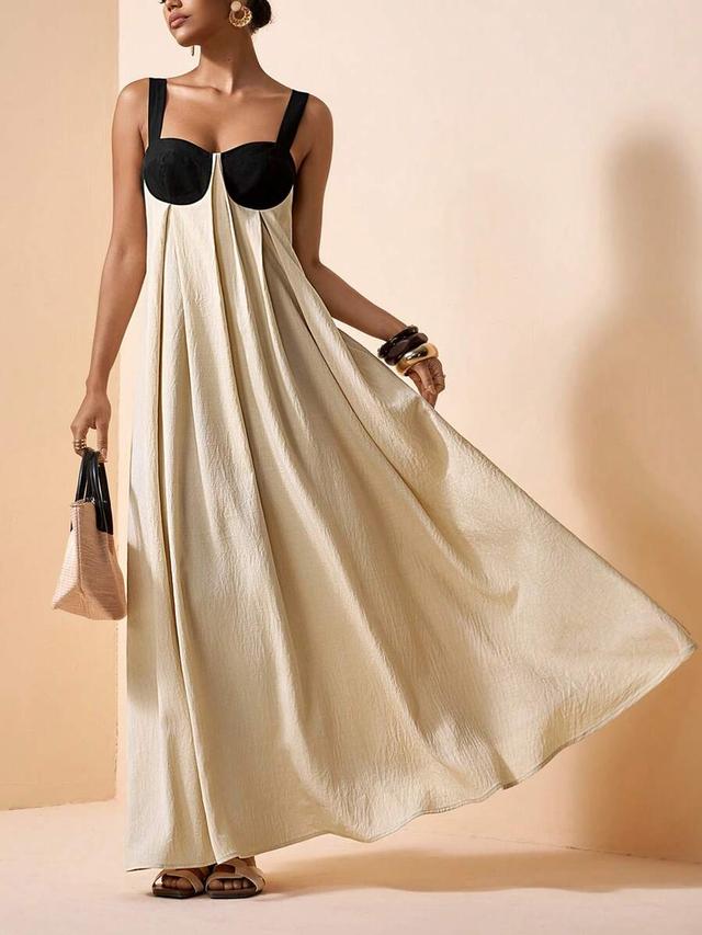minimalist black and silver pleated backless maxi dress