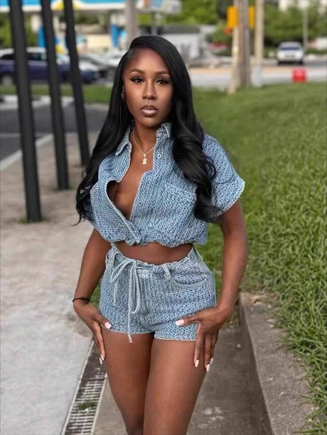 waffle texture denim short-sleeved shirt and shorts set