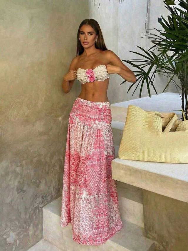 white and pink bohemian print pleated maxi skirt