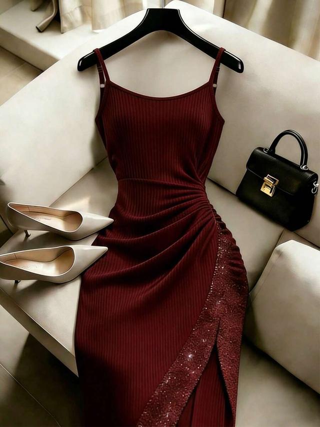 burgundy ribbed sleeveless midi dress with side ruching