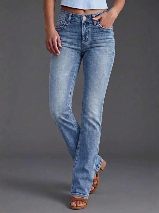 casual light wash straight leg denim jeans