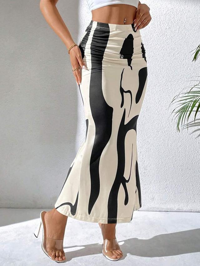 geometric printed ruched mermaid hem skirt