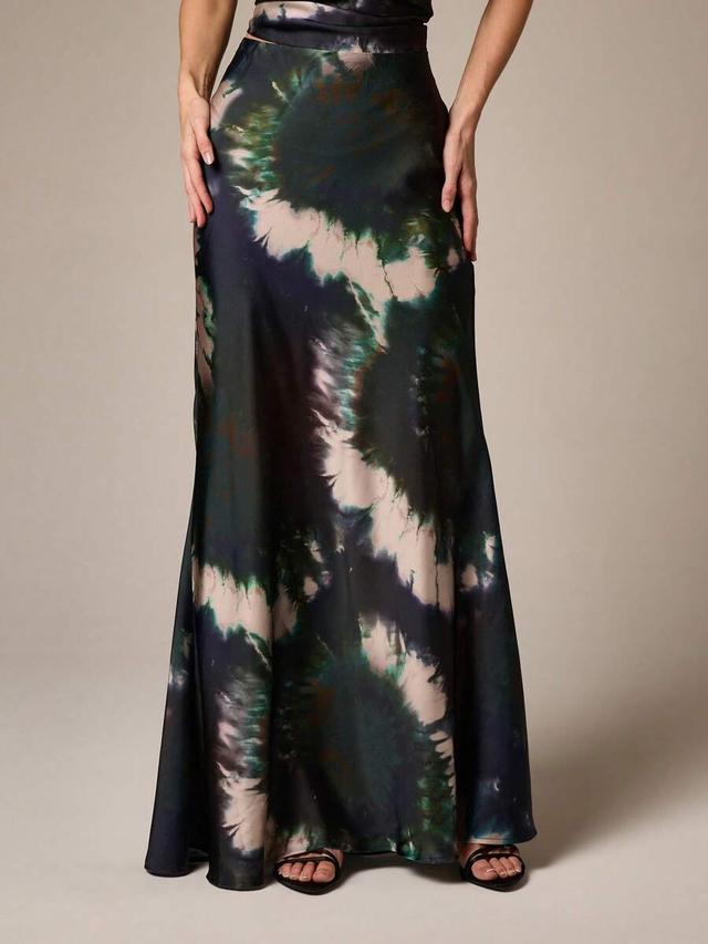 tie dye maxi skirt with flowing silhouette