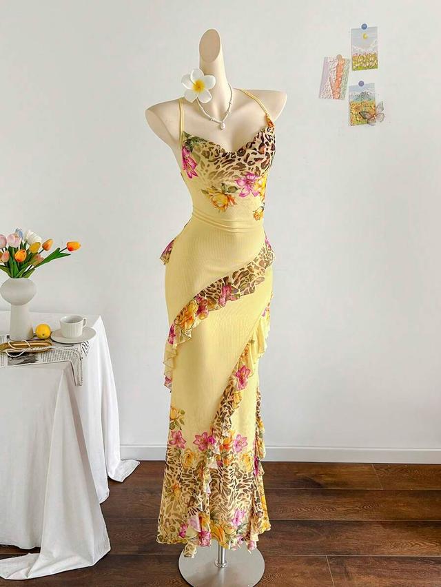 vintage floral print ruffled spaghetti strap maxi dress