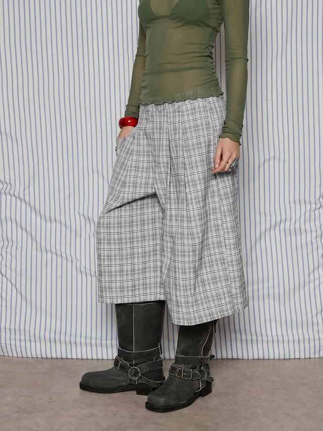 oversized plaid check jorts with pleated front