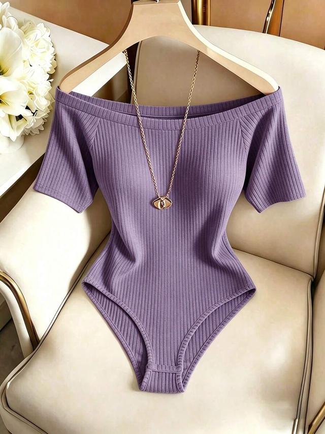 ribbed off-shoulder short sleeve bodysuit in apricot