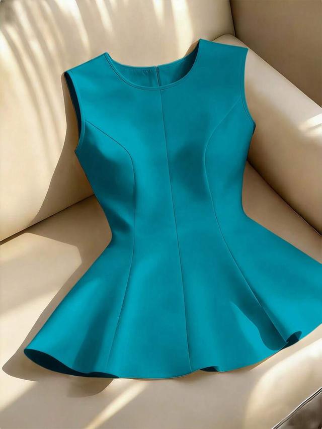 teal sleeveless peplum top with princess seams
