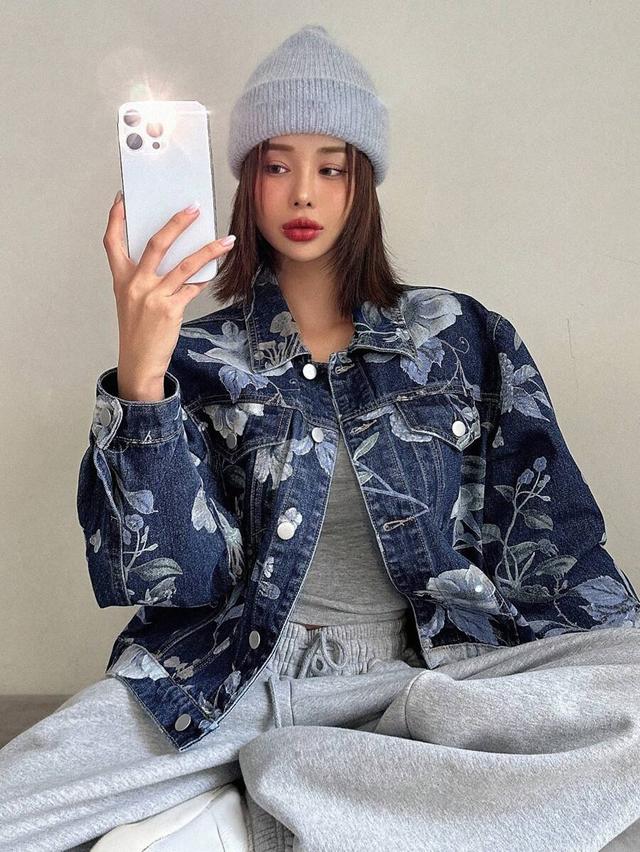 floral print dark wash denim trucker jacket