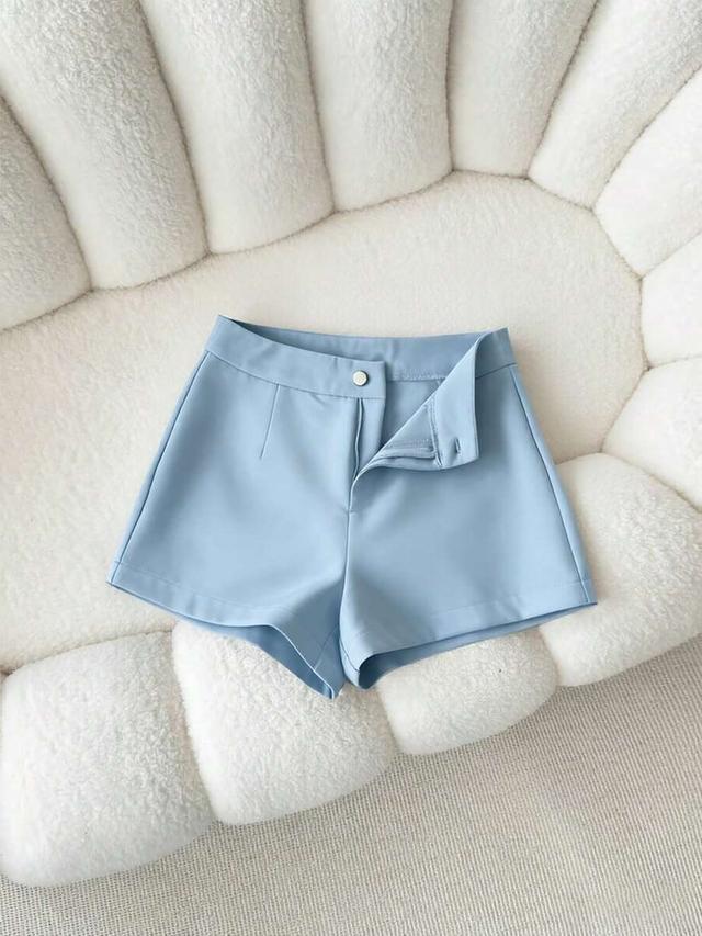 light blue solid tailored casual shorts