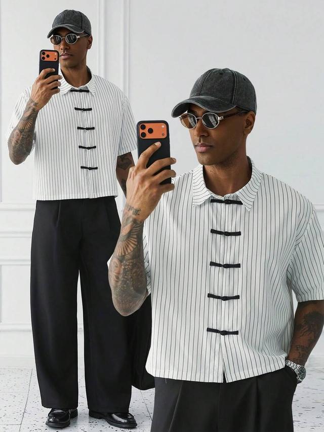 men's short sleeve black and white striped retro shirt