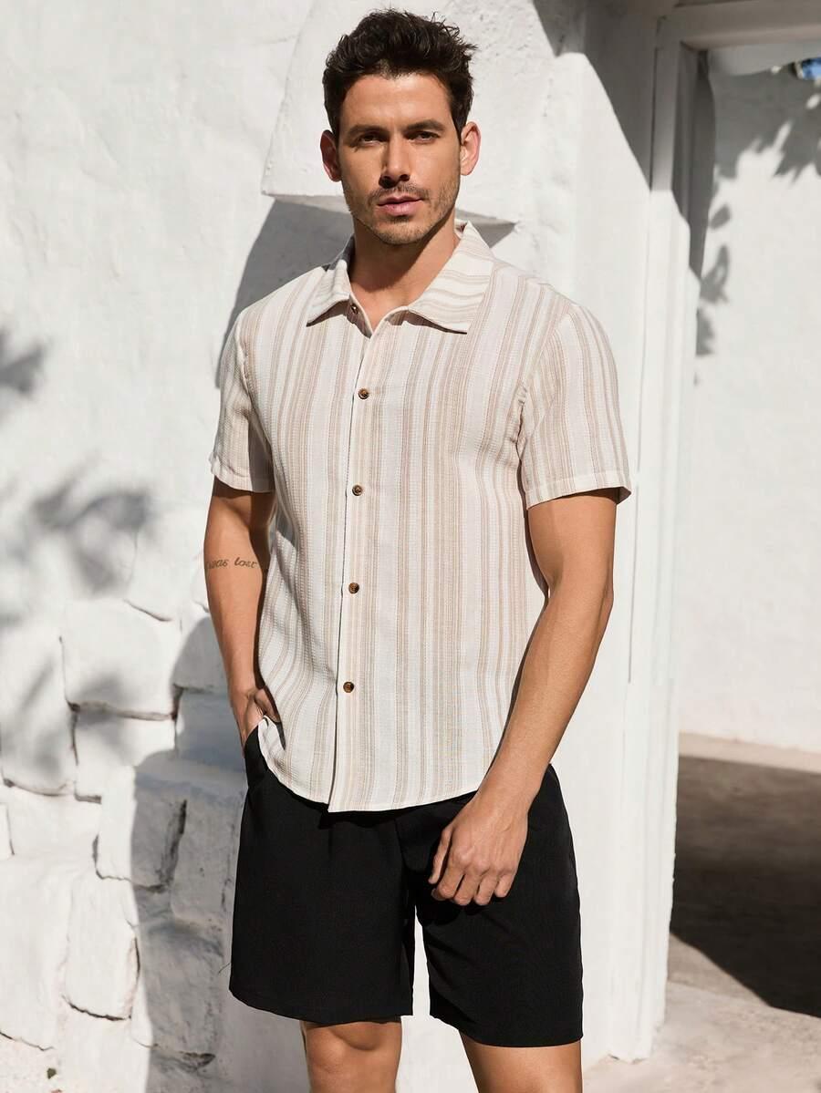 men's striped short sleeve button-down casual shirt
