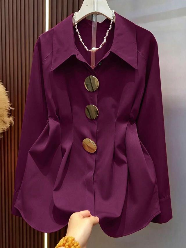 burgundy metal buckle raglan long sleeve shirt