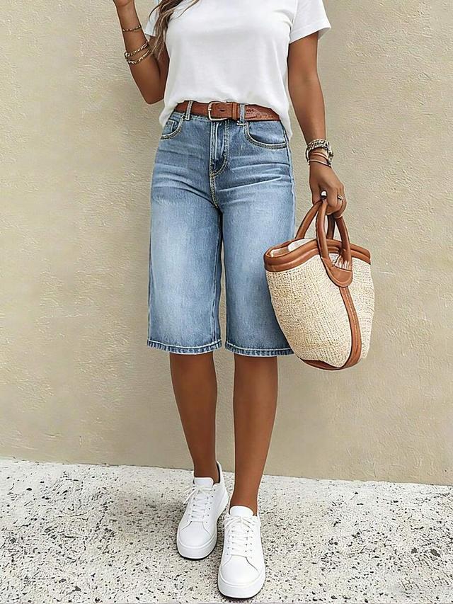women's straight leg denim shorts in light wash