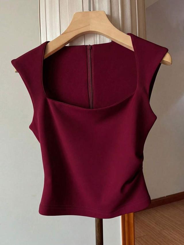burgundy square neck sleeveless polyester crop top
