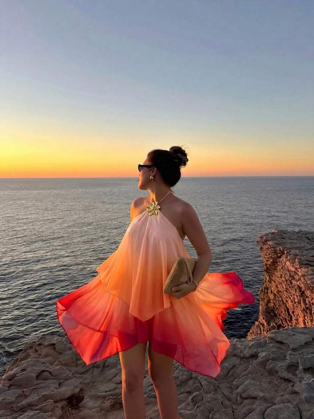 gradient colorblock halter neck layered hem short dress