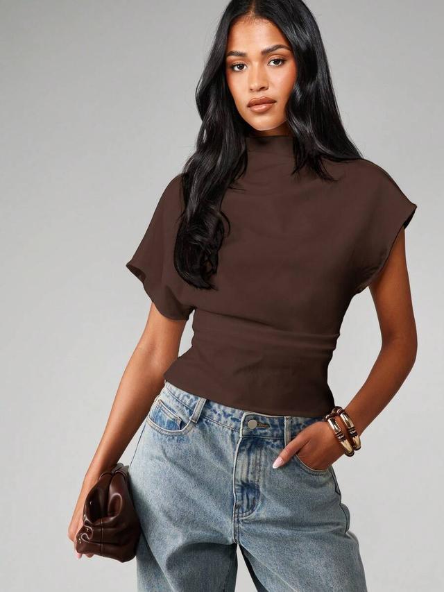 brown mock neck short sleeve fitted waist top