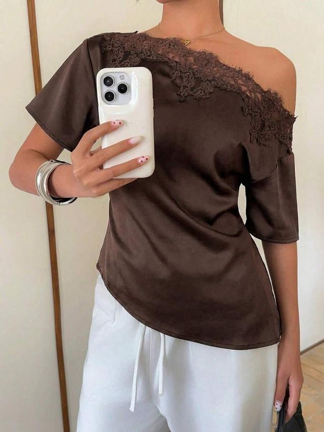 brown satin oblique shoulder lace patchwork blouse