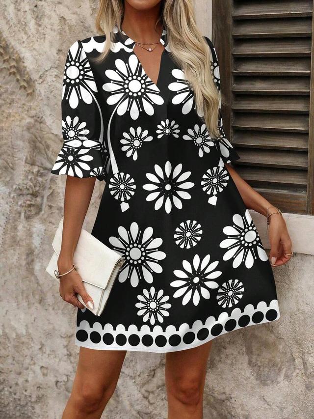 black and white floral print shift dress