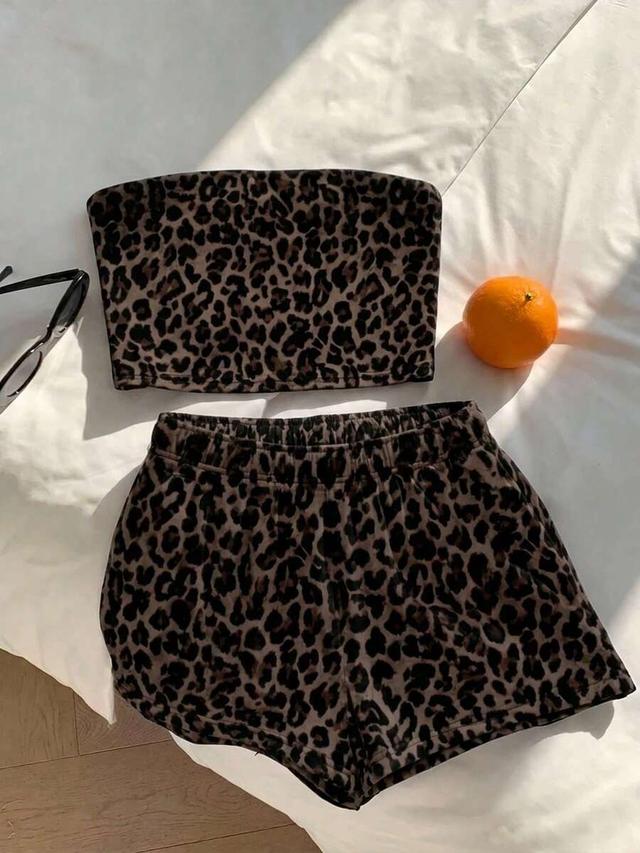 leopard print casual tube top and shorts set