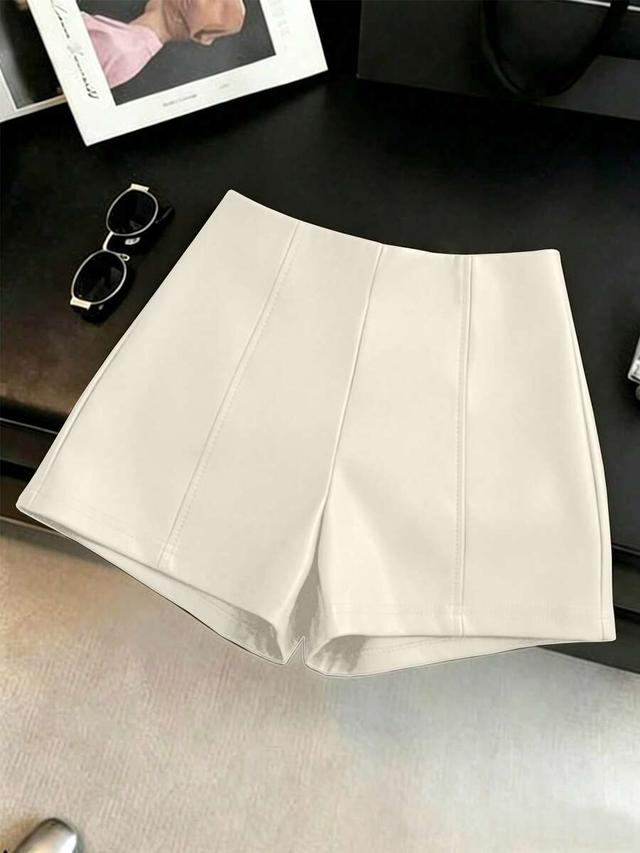 white pu leather cinched waist shorts