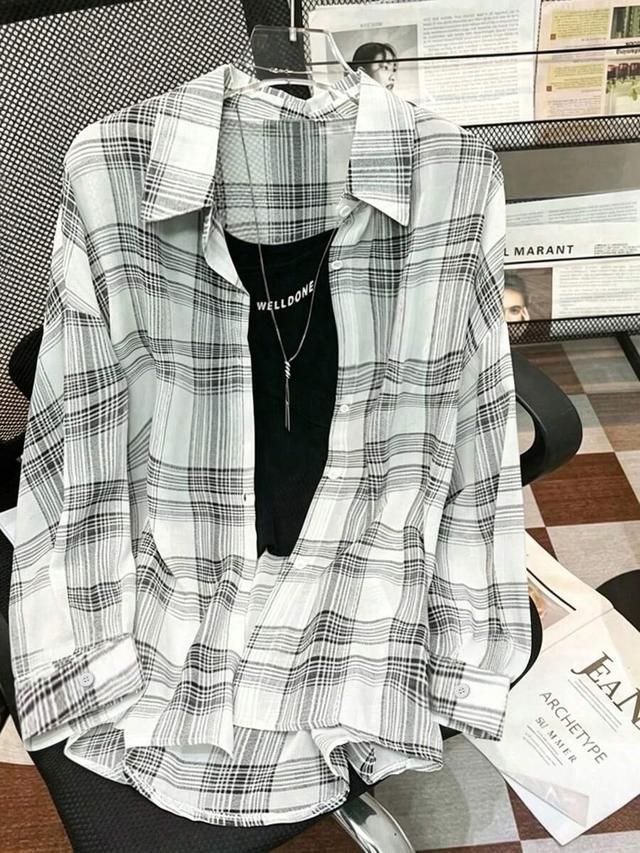 oversized white and black plaid lightweight casual shirt