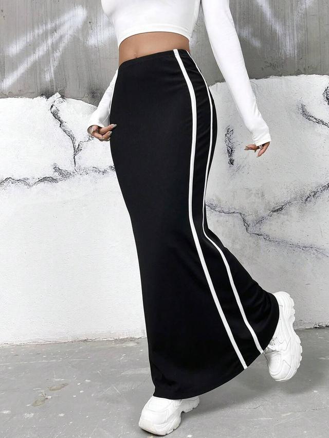 black contrast tape side mermaid hem skirt