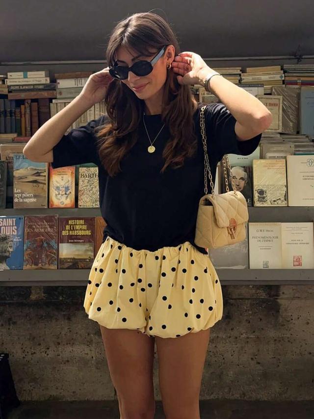 black summer yellow polka dot ruffle balloon shorts