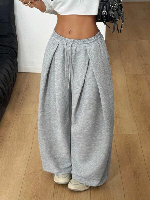grey baggy low rise cuffed sweatpants