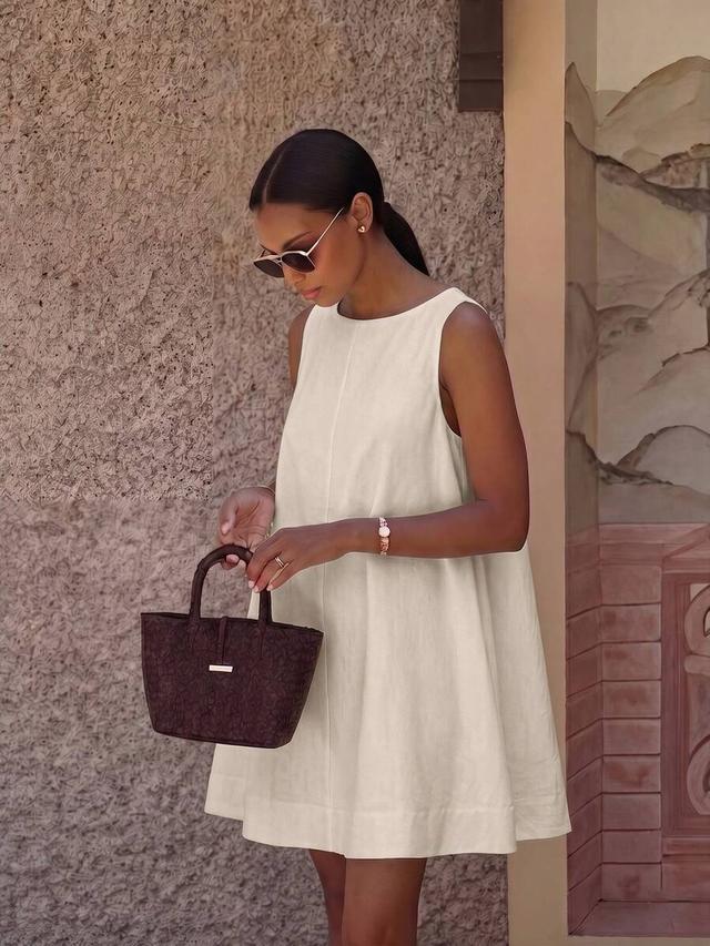 beige sleeveless round neck a-line mini dress
