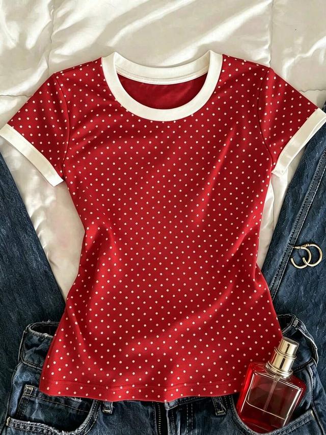 red polka dot round neck short sleeve t-shirt