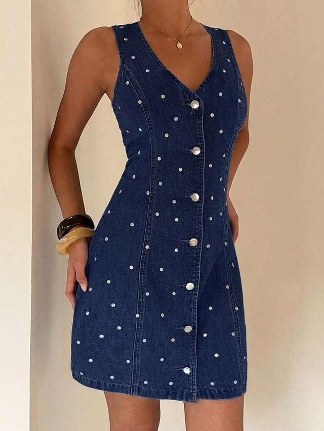 v-neck sleeveless polka dot denim dress